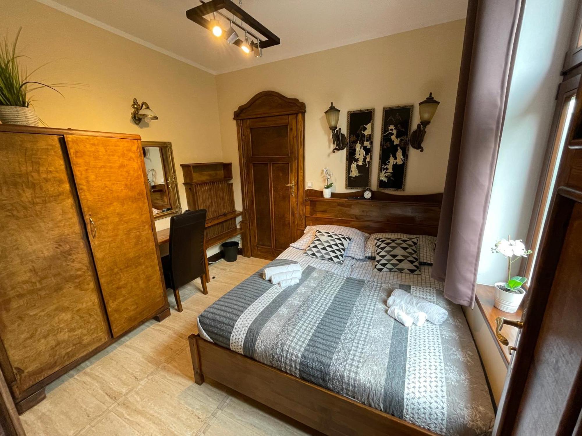 Bed & Breakfast Dworek Oliwski