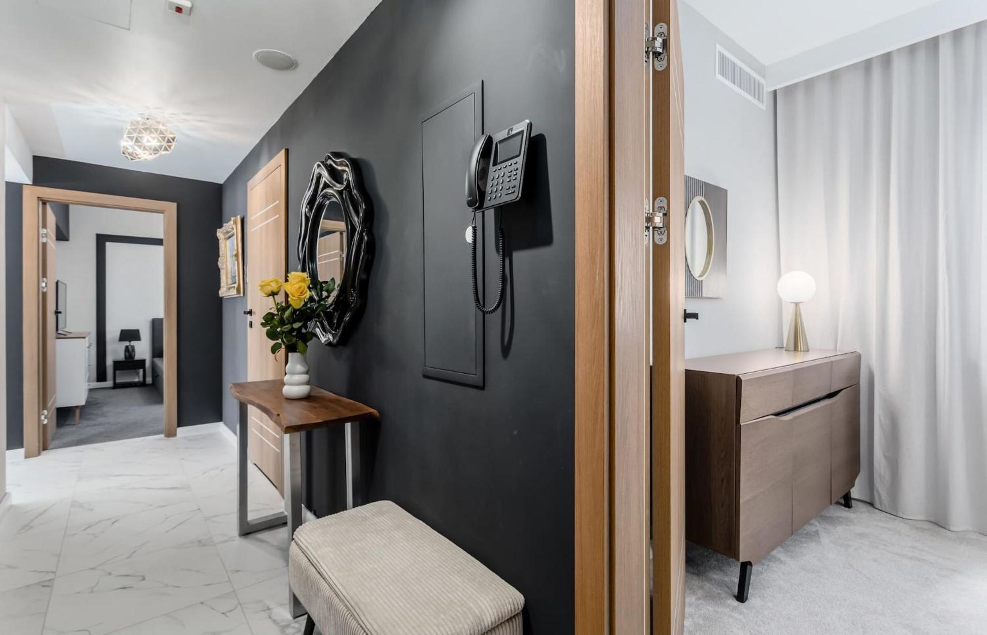 Deo Plaza - Old Town By Rent Like Apartamento