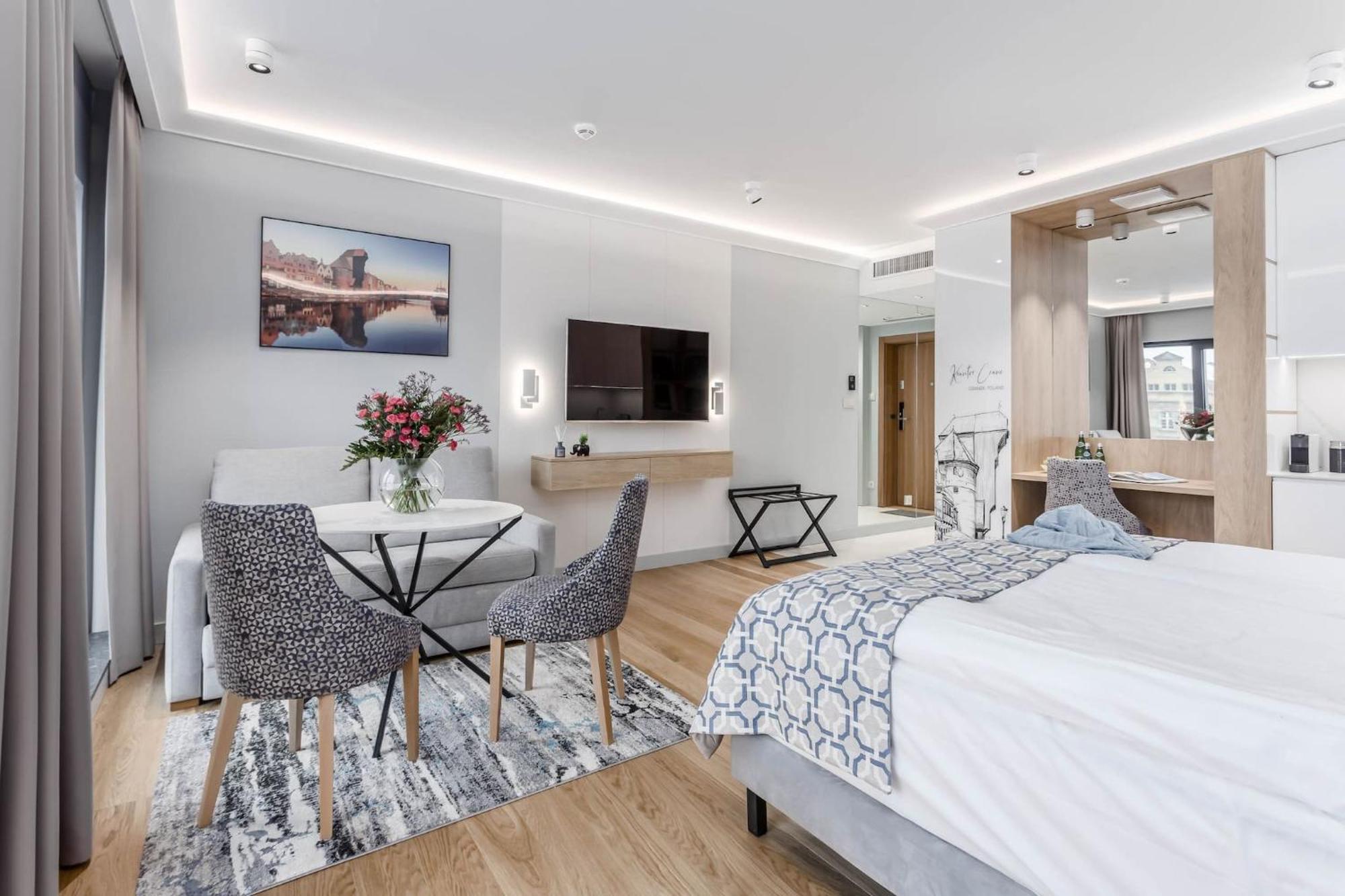 Apartment Deo Plaza - Old Town By Rent Like