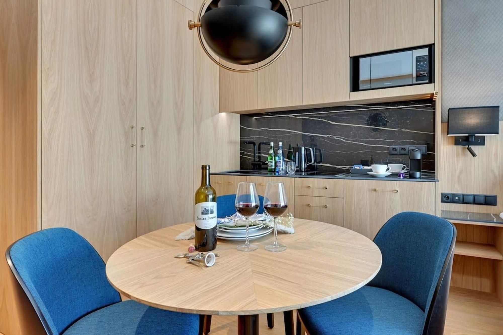 Deo Plaza - W Sercu Gdanska By Rent Like Leilighet