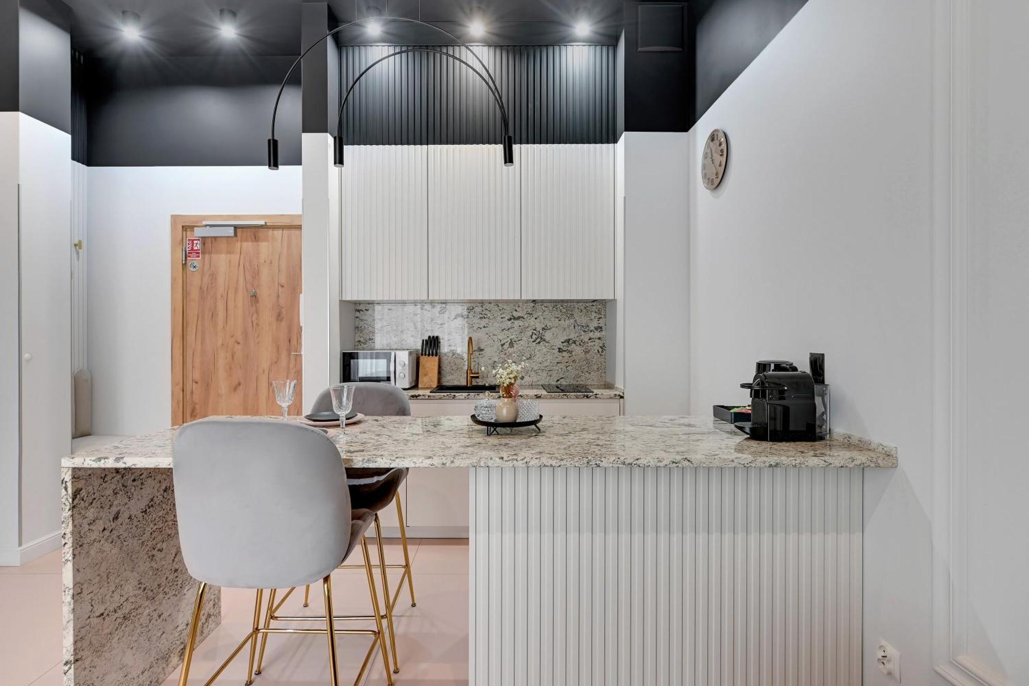 Black Star Loft By Downtown * Gdańsk