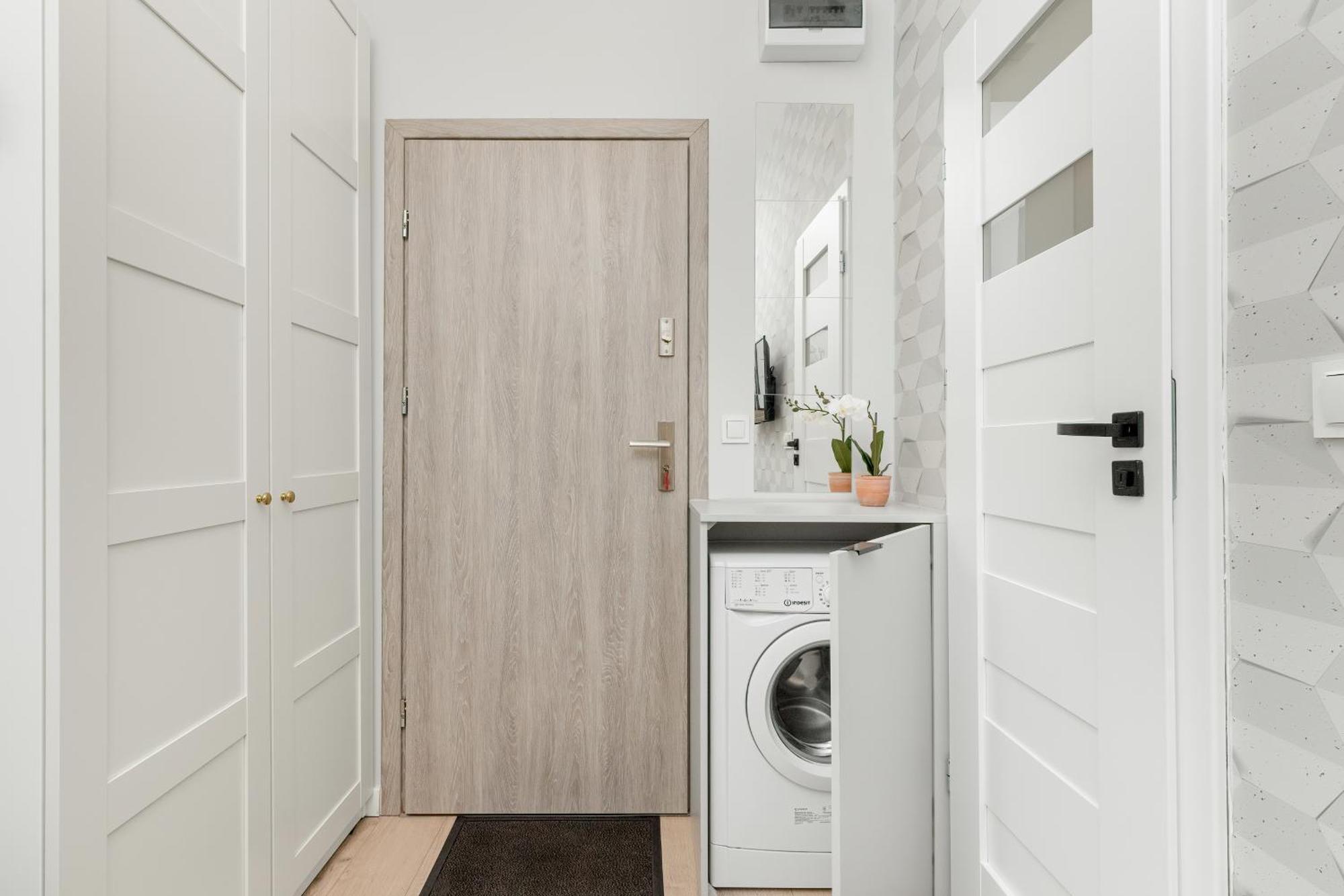 Apartment Cosy Near The Old Town By Renters