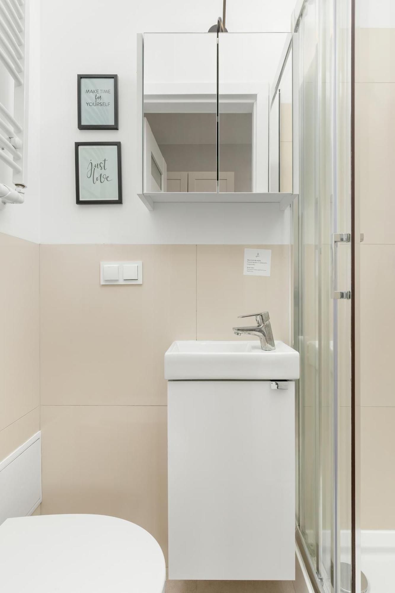 Apartment Cosy Near The Old Town By Renters