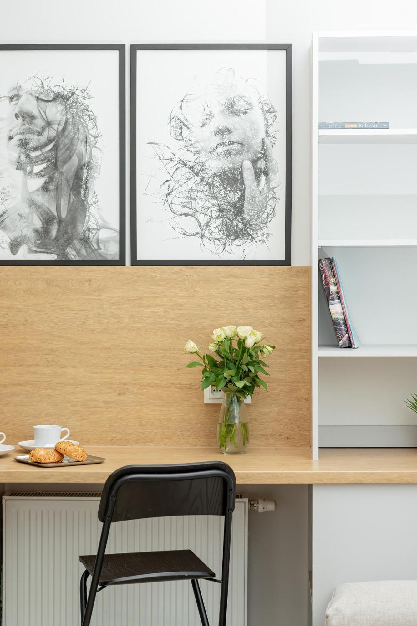 Cosy Near The Old Town By Renters Apartment