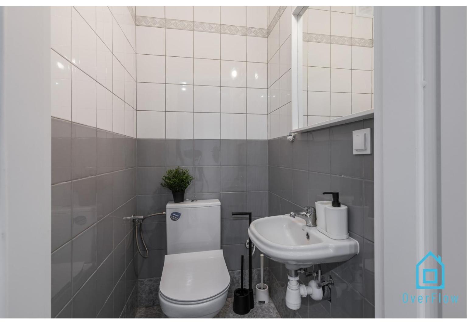 Stary Grota Pok 6 Privat overnatting