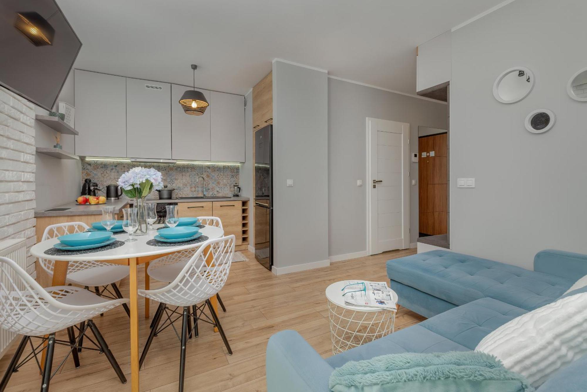 Stylowe & Przytulne Krynicka Z Parkingiem Przymorze By Renters Apartment *