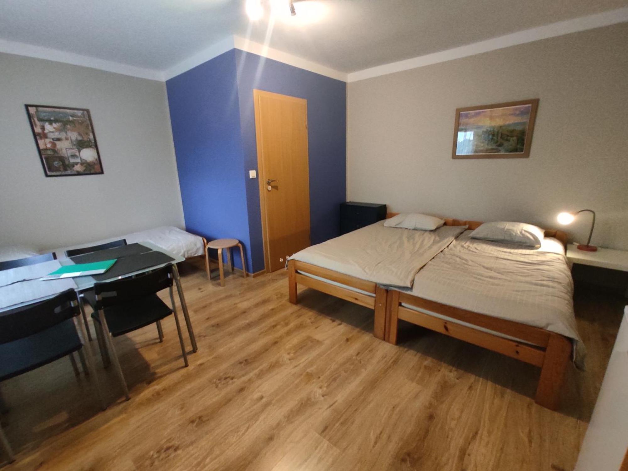 Pokoje Pod Klonami Homestay Gdansk