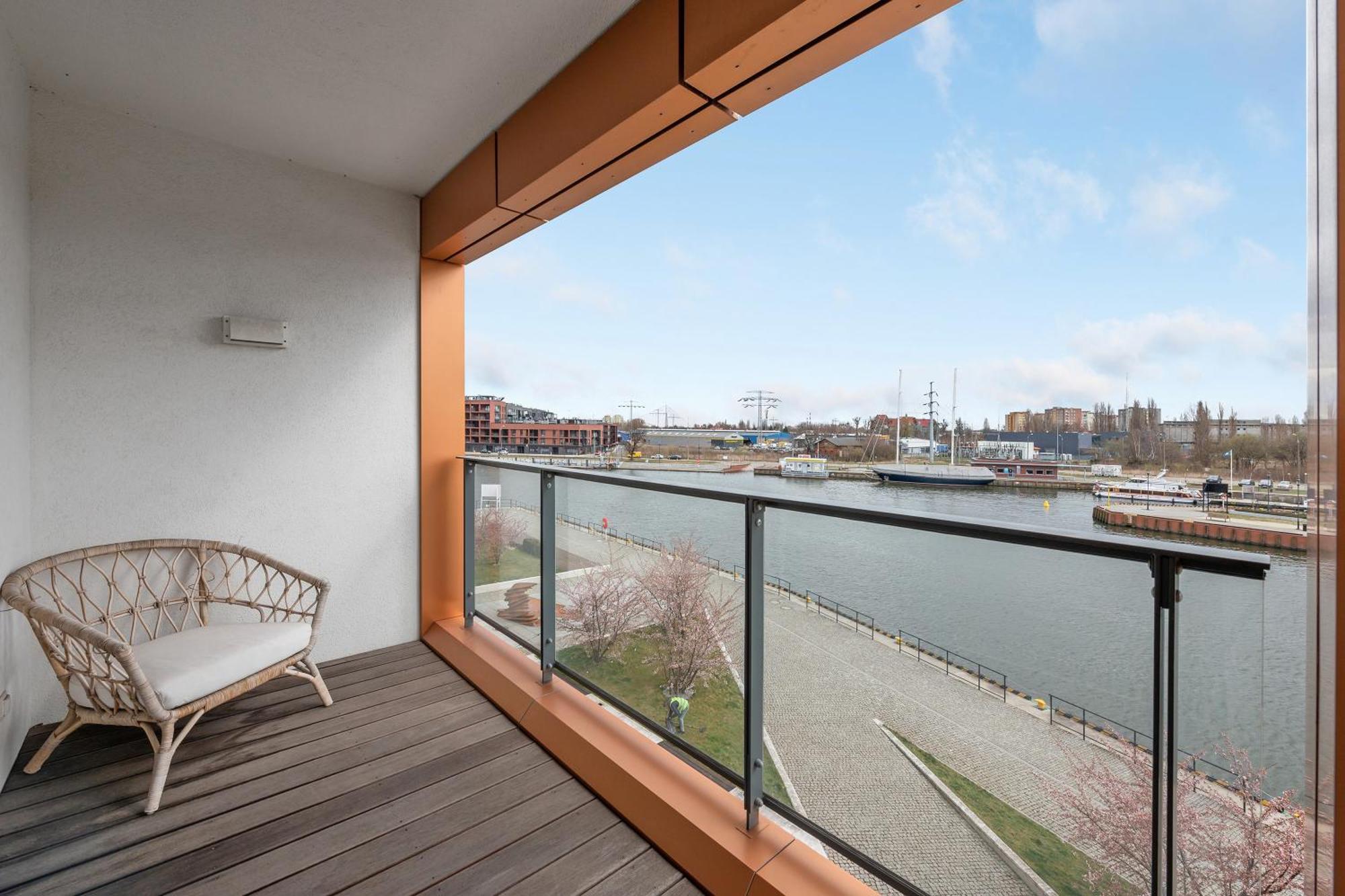 Riverside Apartments