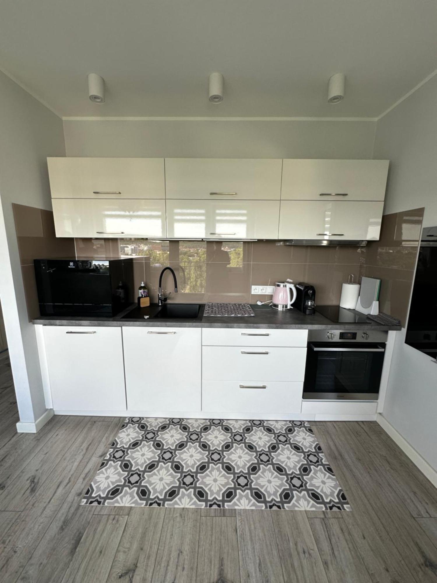 Apartament Pilotow 8 *