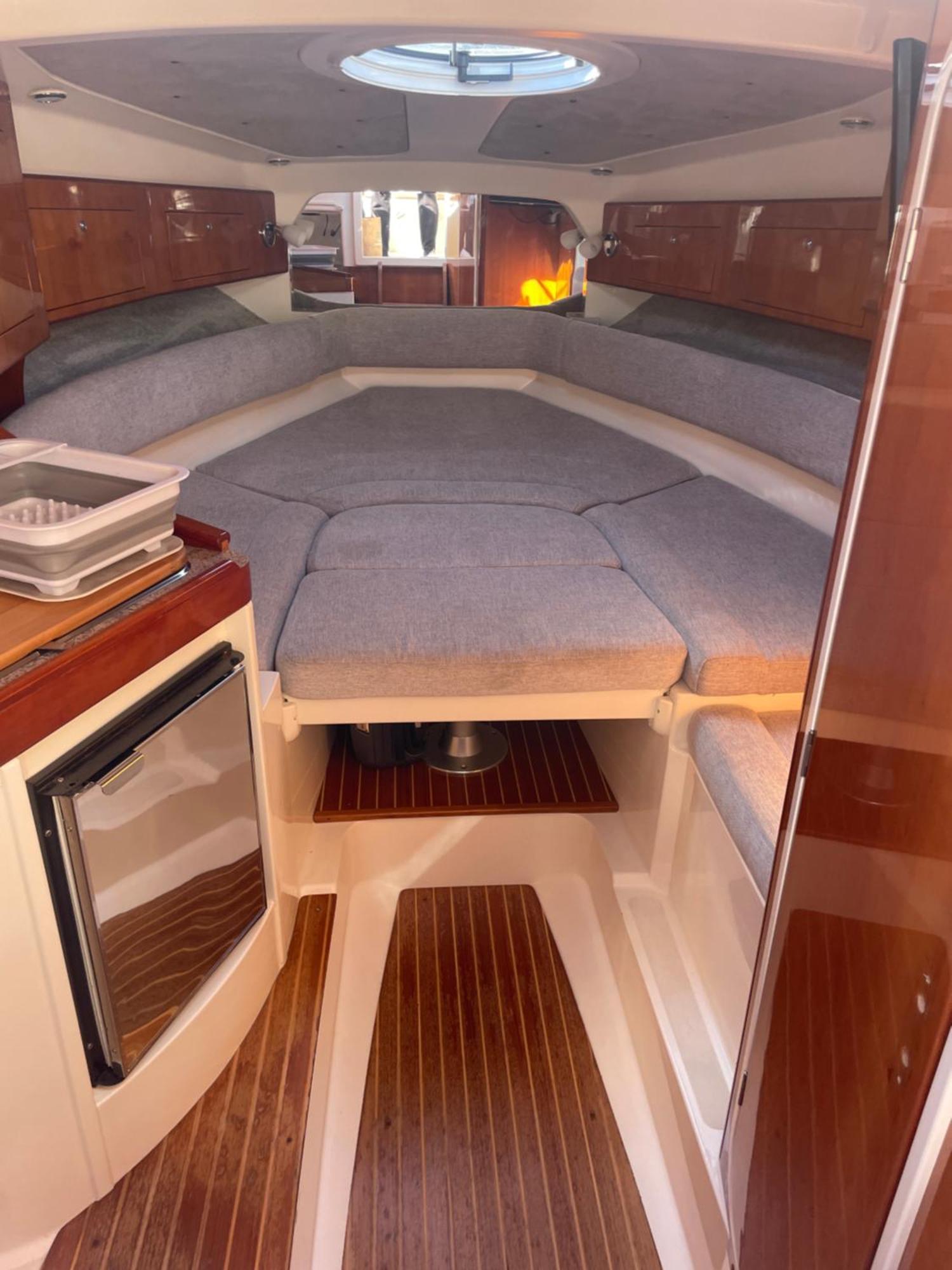 Jacht Centrum, 2 Double Beds And 1 Double Bed On Board, 4-6 Persons Båter Gdańsk
