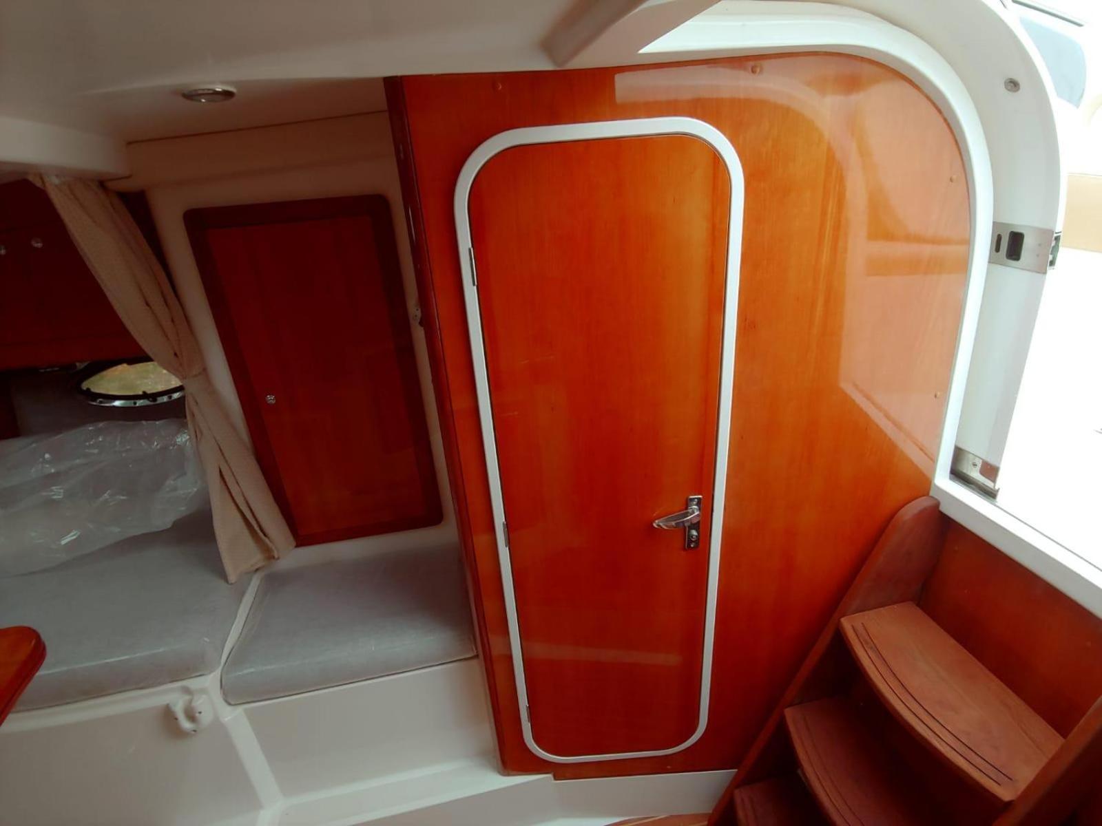 Jacht Centrum, 2 Double Beds And 1 Double Bed On Board, 4-6 Persons