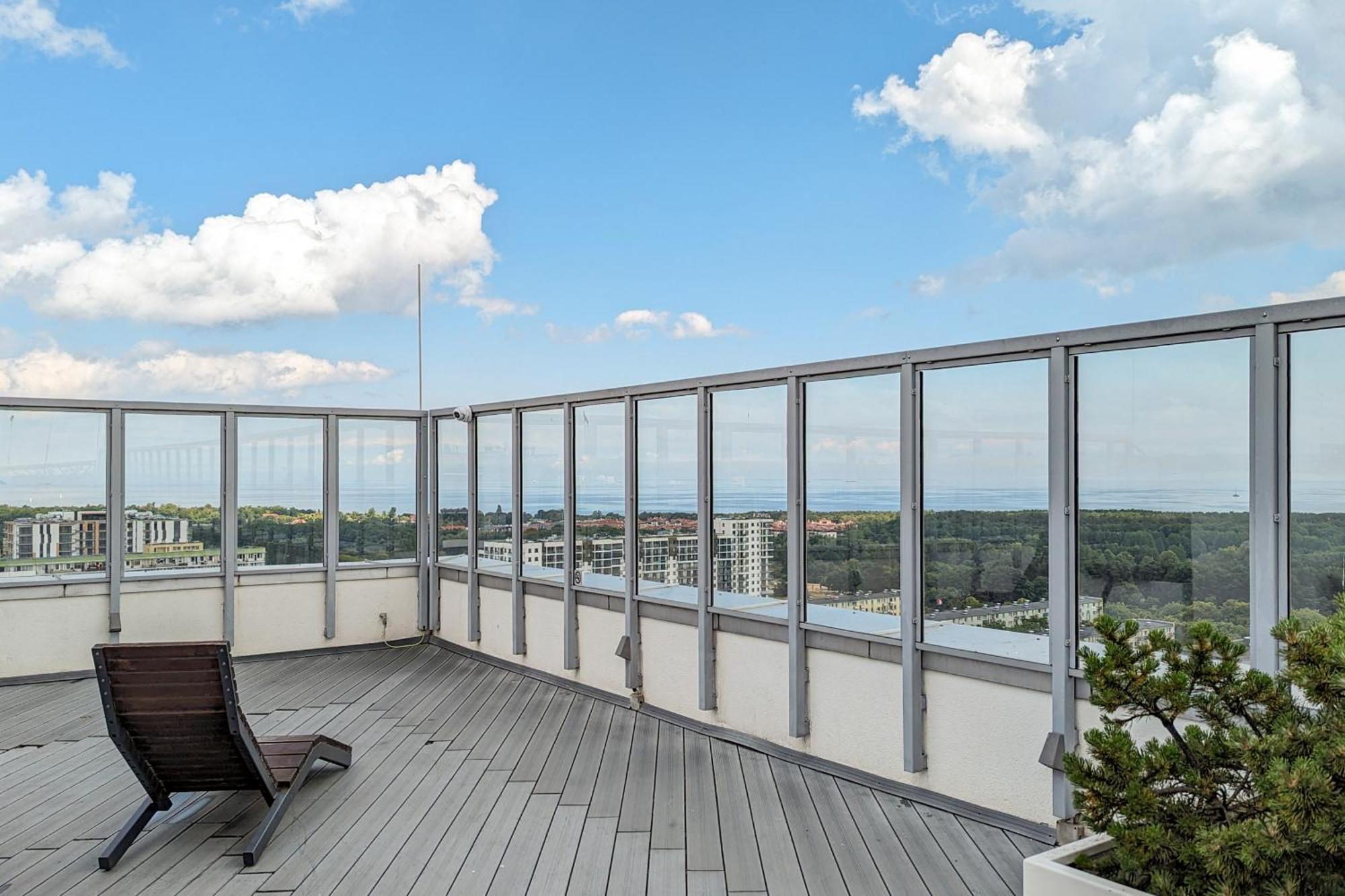 Cztery Oceany For 4 Guests With Balcony & Parking By Renters Apartment *