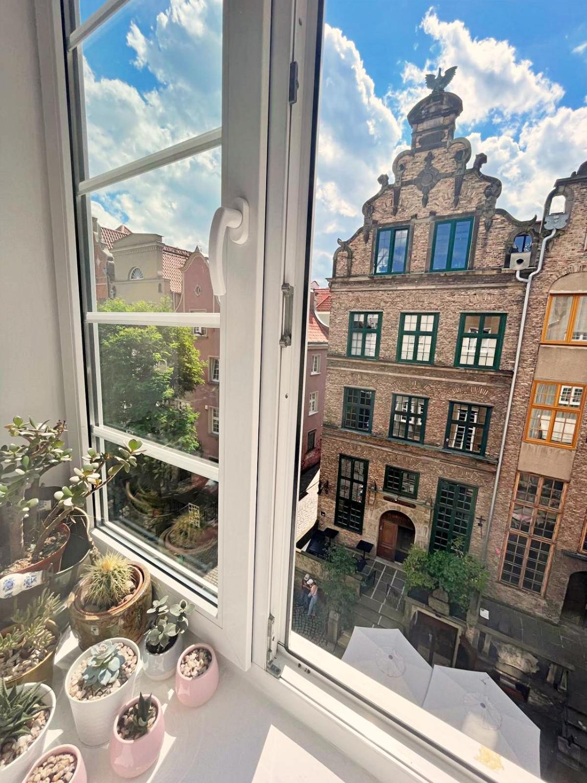 Old Town Center Mariacka View Gdańsk