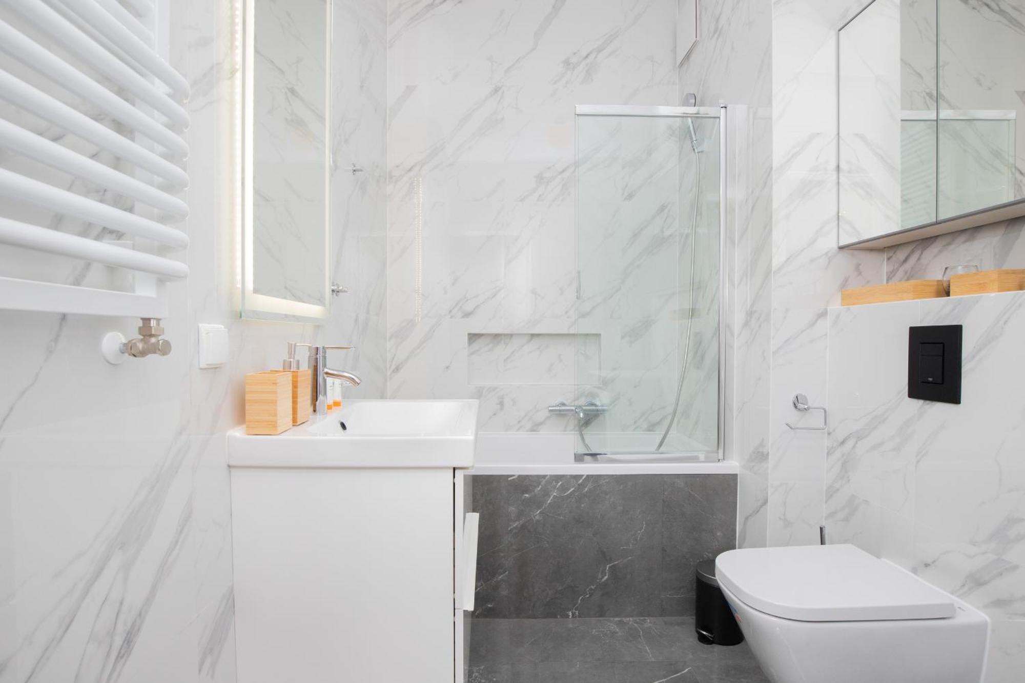 Apartment Garnizon Hemara In Wrzeszcz By Renters *