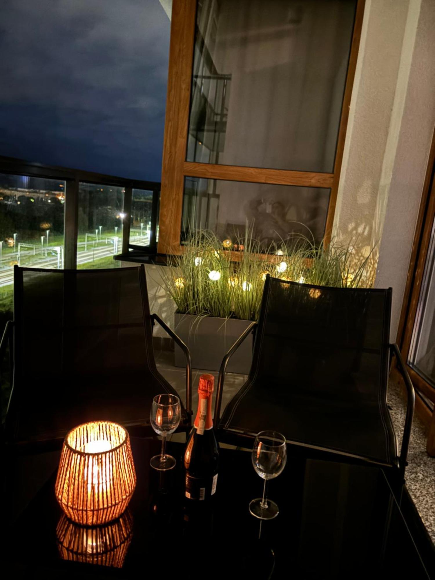 Apartment Nowa Letnica- Uroczy Apartament Z Widokiem Na Zatoke Gdansk