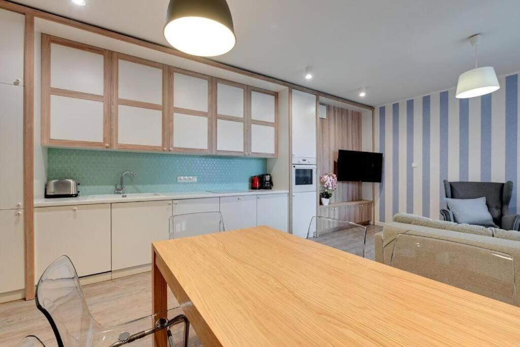 Urbannest At The Old Town Torunska Huoneisto