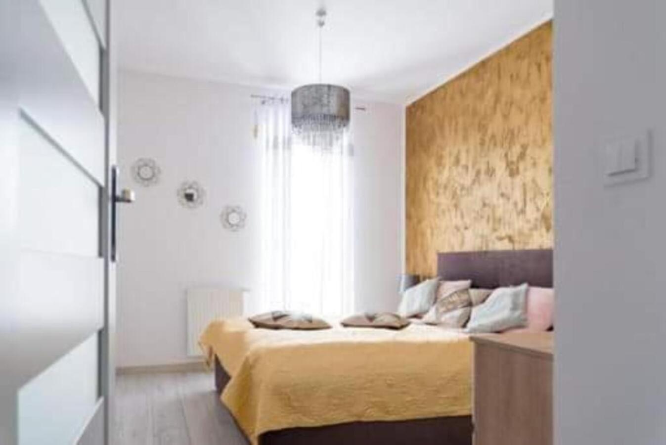 Apartment Nikola Danzig