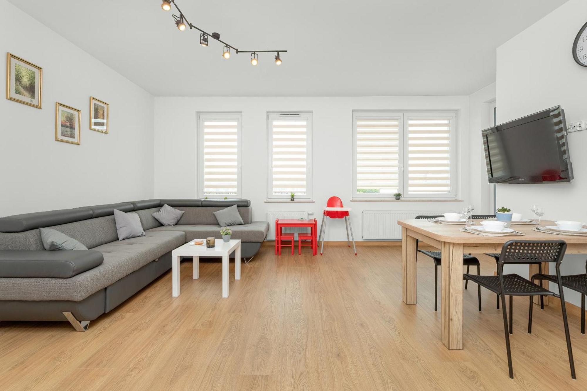 Apartament Sloneczny Balkon Z Parkingiem By Renters