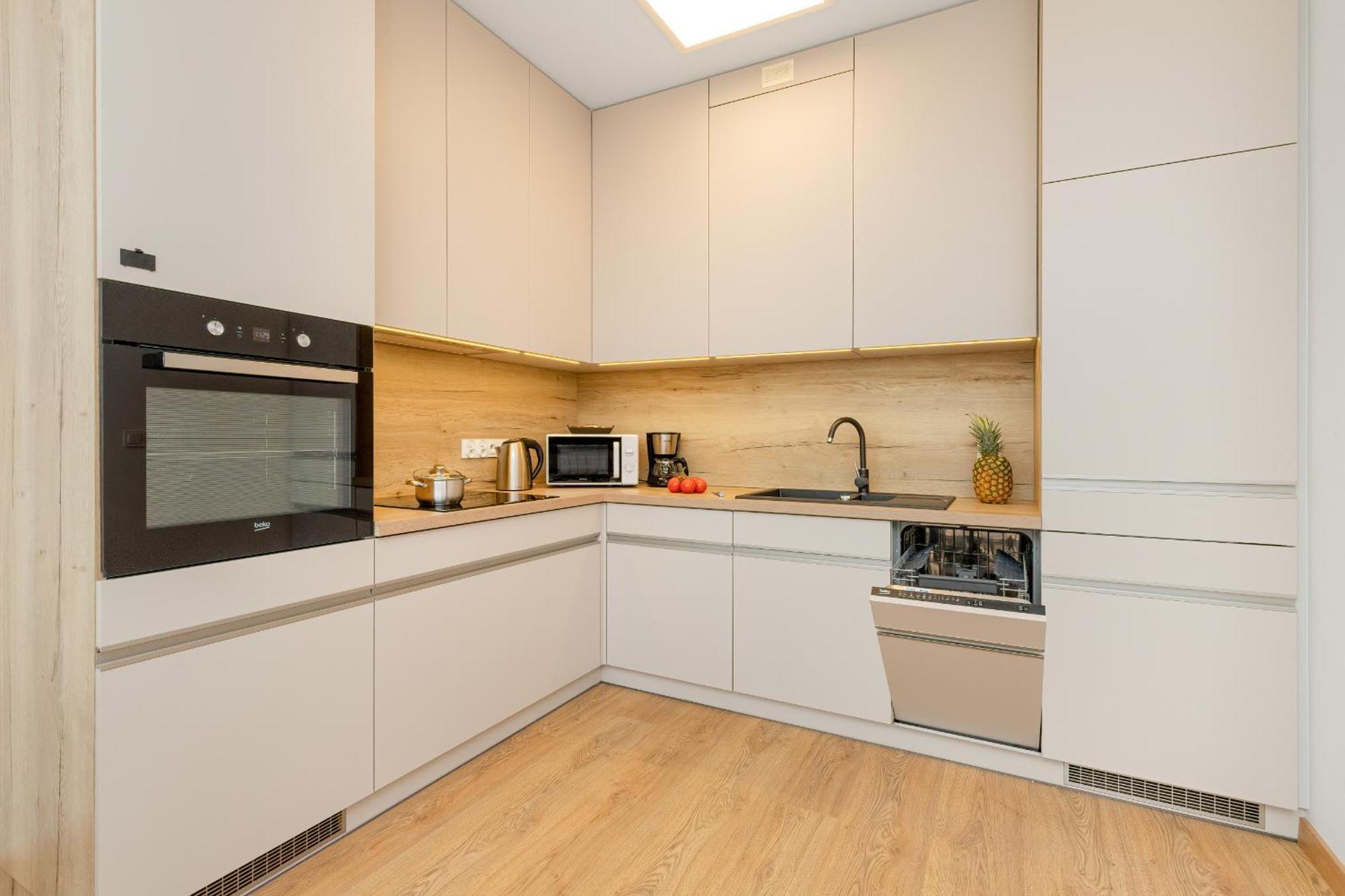 Sloneczny Balkon Z Parkingiem By Renters *