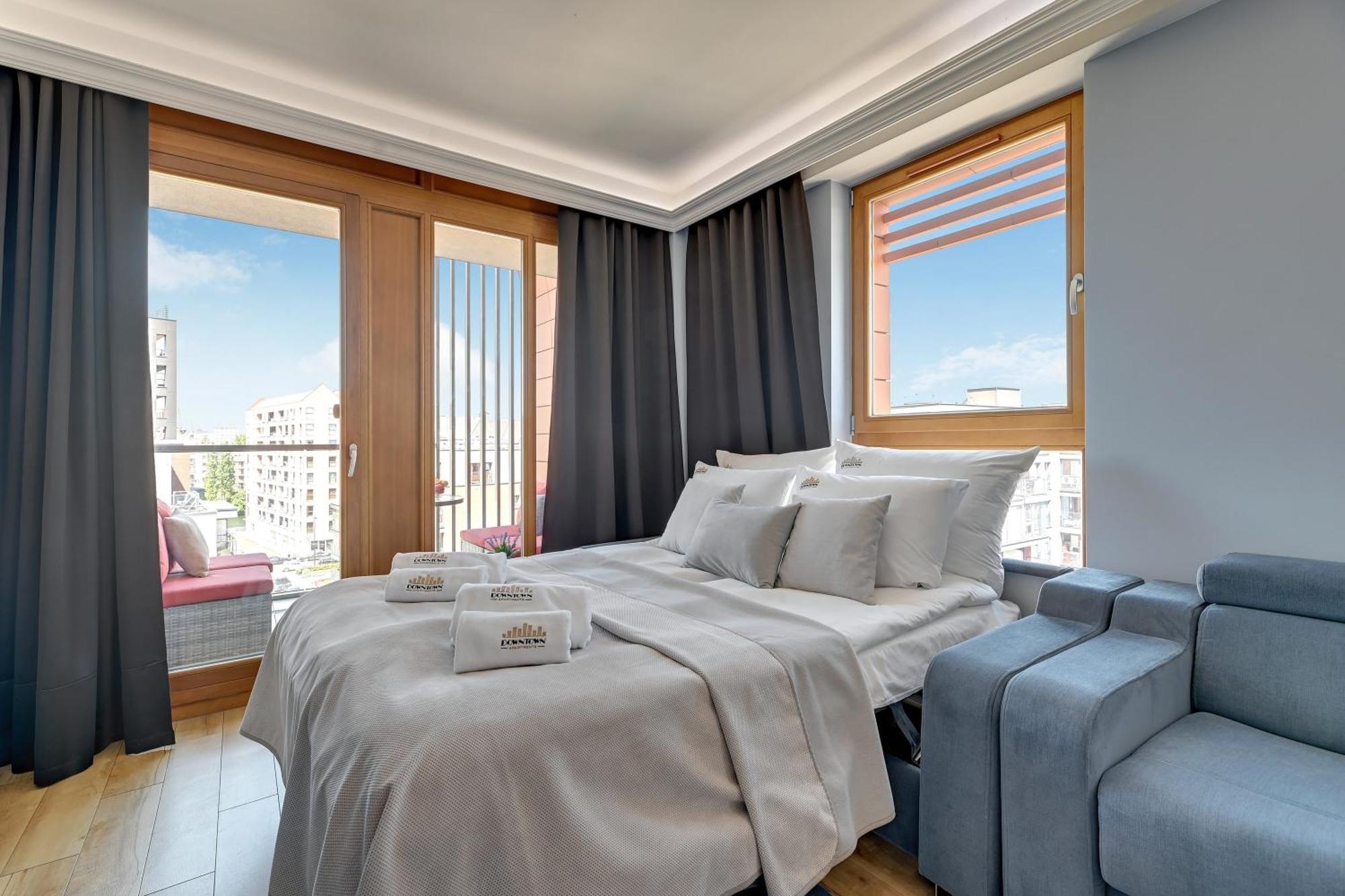 Aura - Riverside & Parking By Downtown Apartment Gdansk