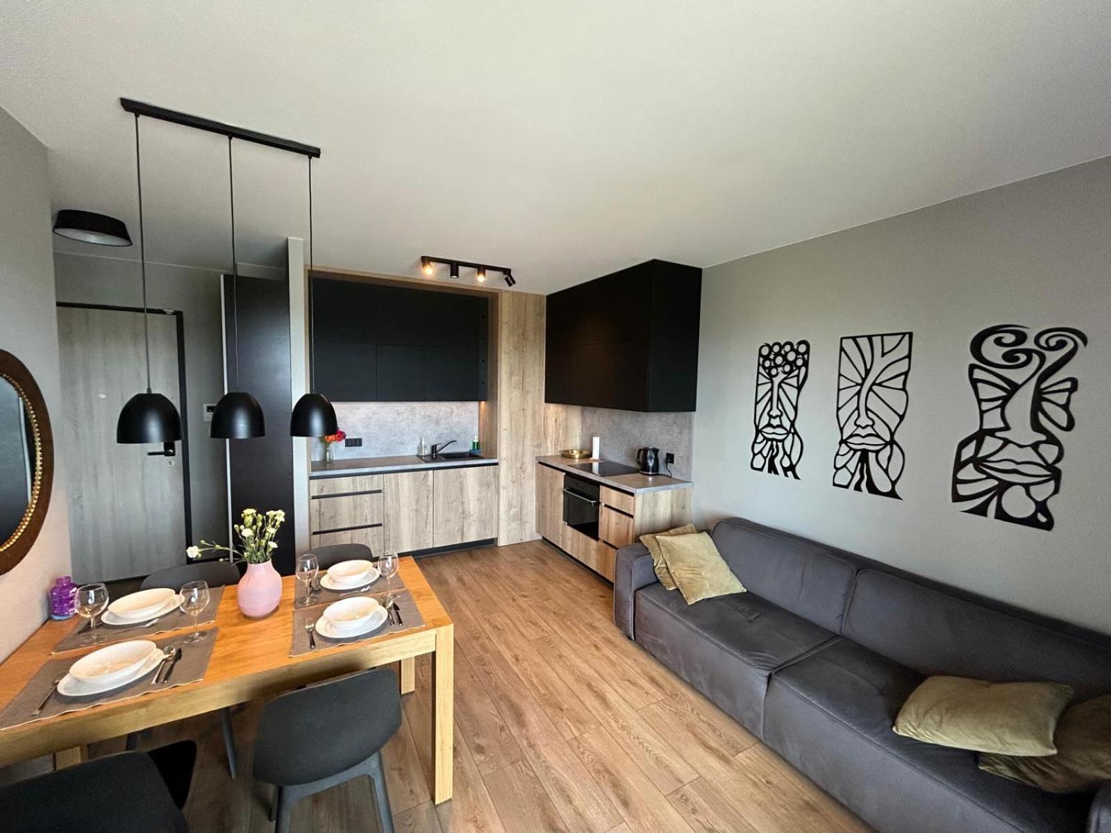 Nowa Letnica- Uroczy Apartament Z Widokiem Na Zatoke Lägenhet
