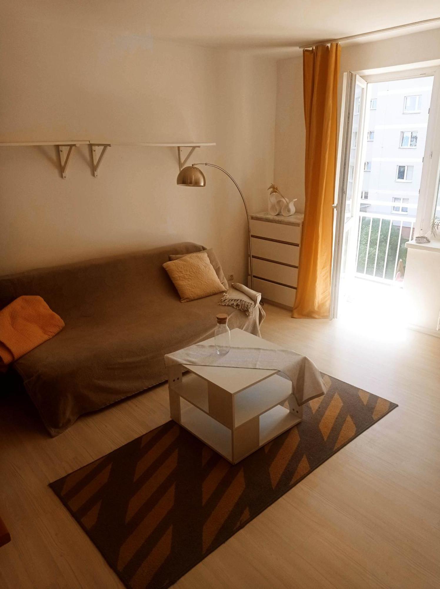 Apartment Campus - *
