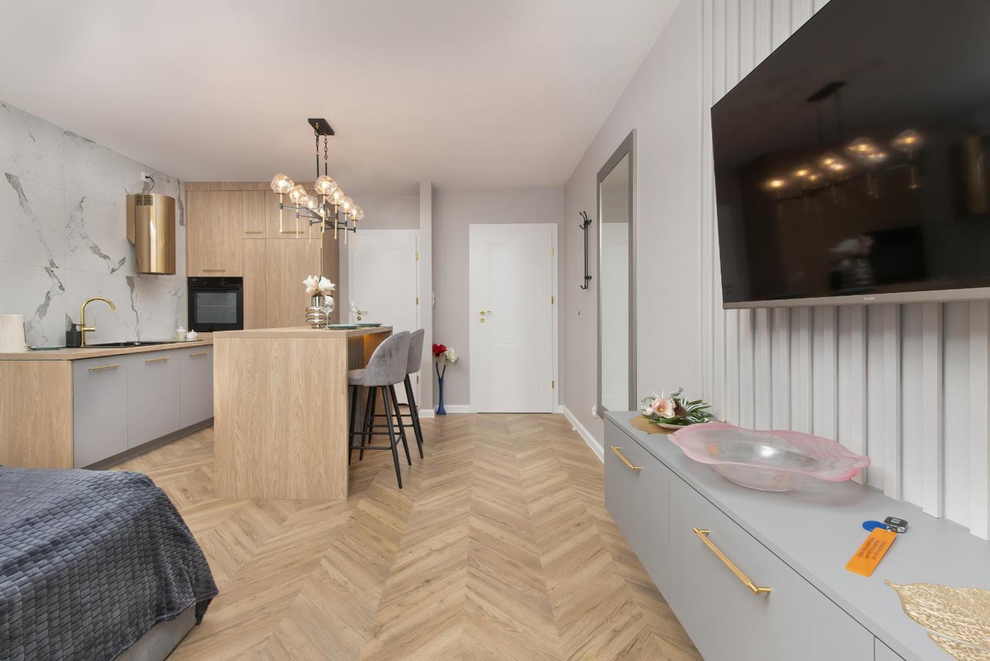 Apartment Elegant For 2 People In By Renters *