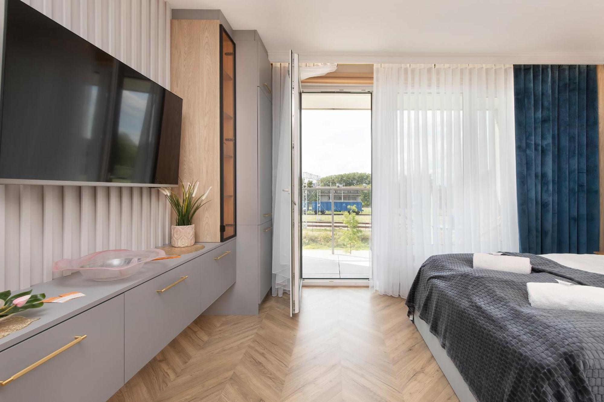 Elegant For 2 People In By Renters Apartment Gdansk