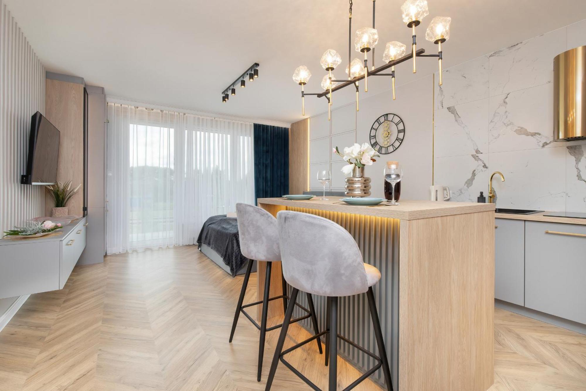 Elegant For 2 People In By Renters Apartment