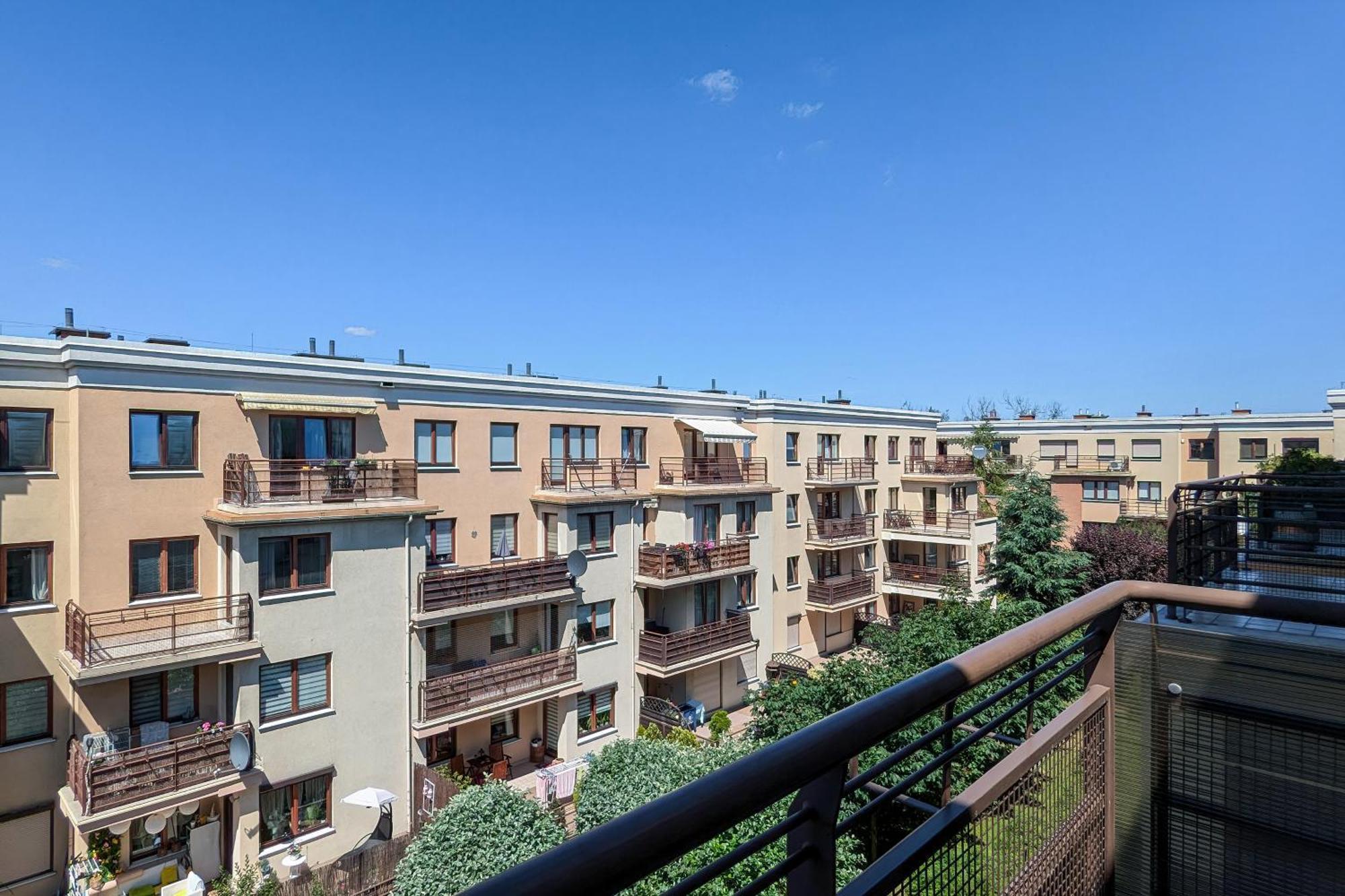 Luksusowy Z 4 Sypialniami, Klimatyzacja I Biurkiem W Gdansku By Renters Gdansk