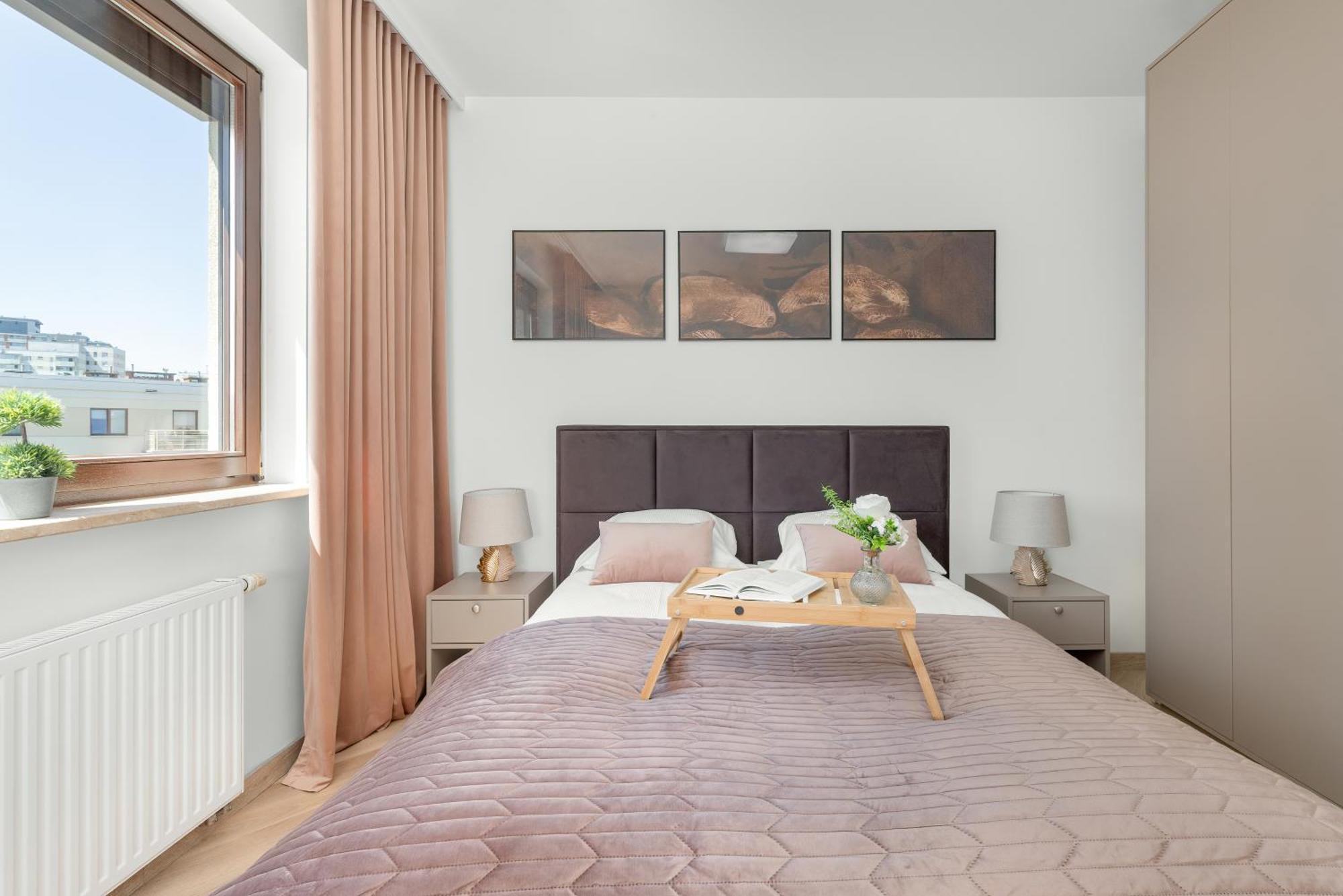 Luksusowy Z 4 Sypialniami, Klimatyzacja I Biurkiem W Gdansku By Renters Apartment *