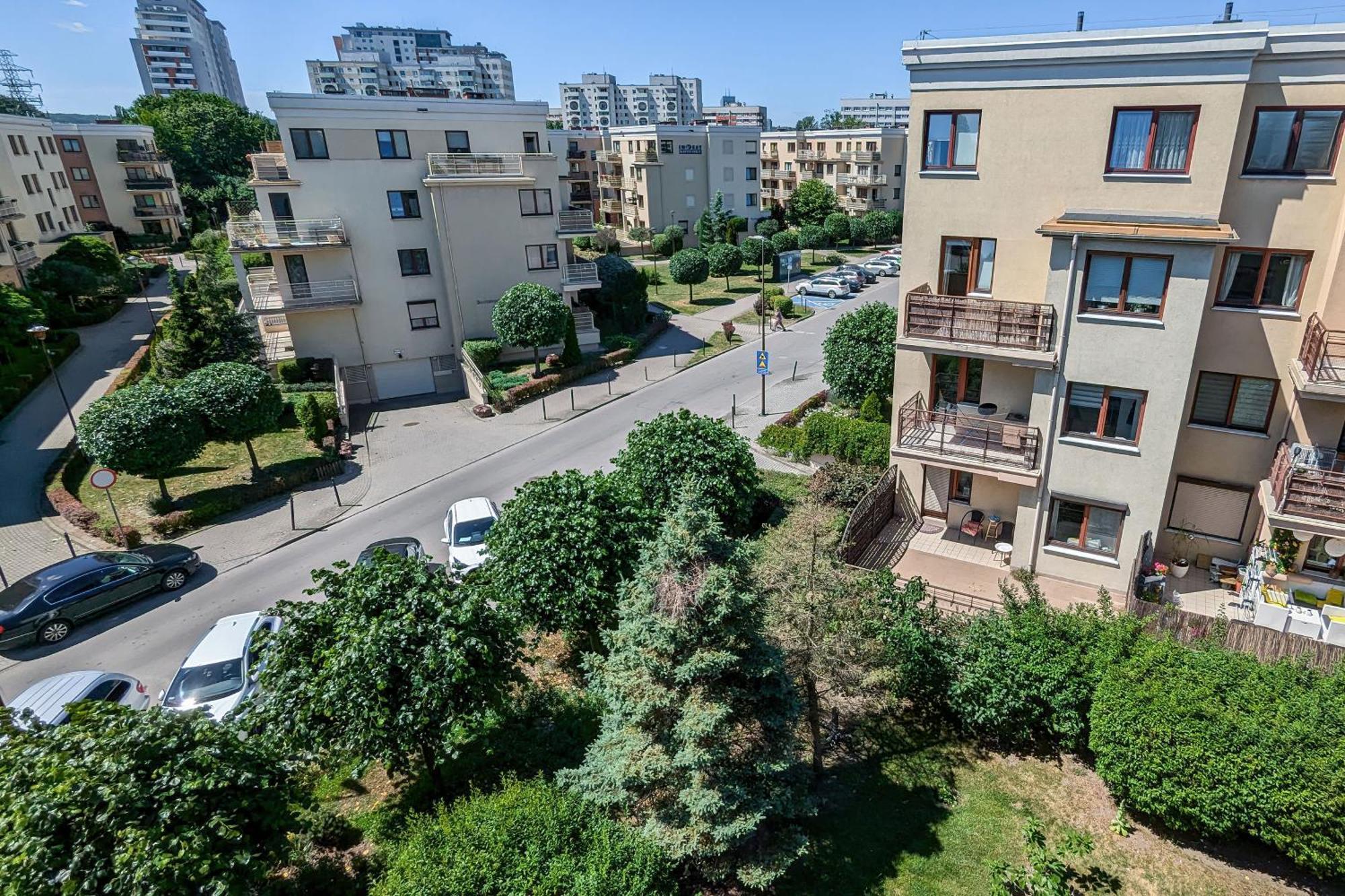 Luksusowy Z 4 Sypialniami, Klimatyzacja I Biurkiem W Gdansku By Renters Gdansk