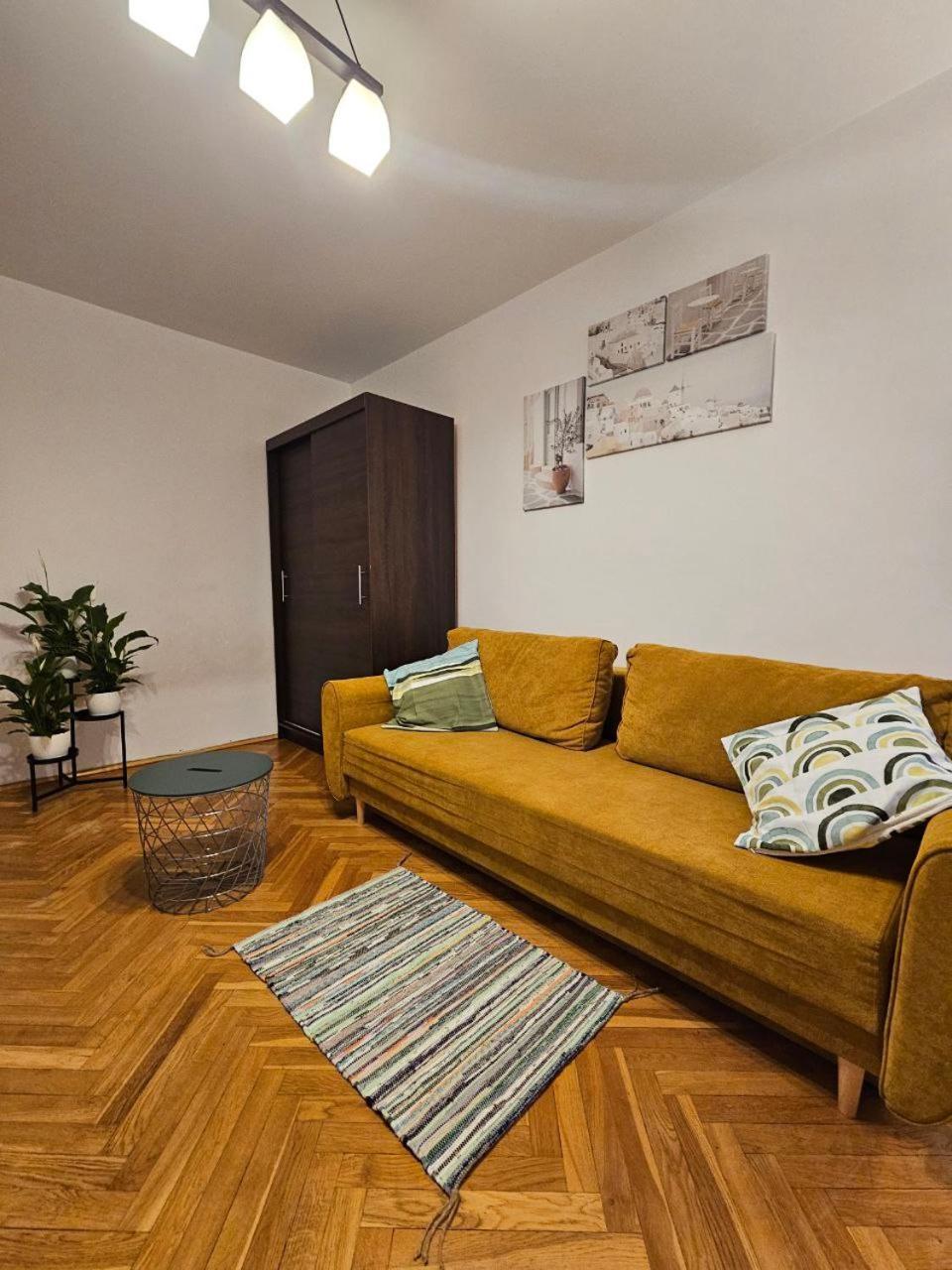 Aparmant Nearthesea Apartment