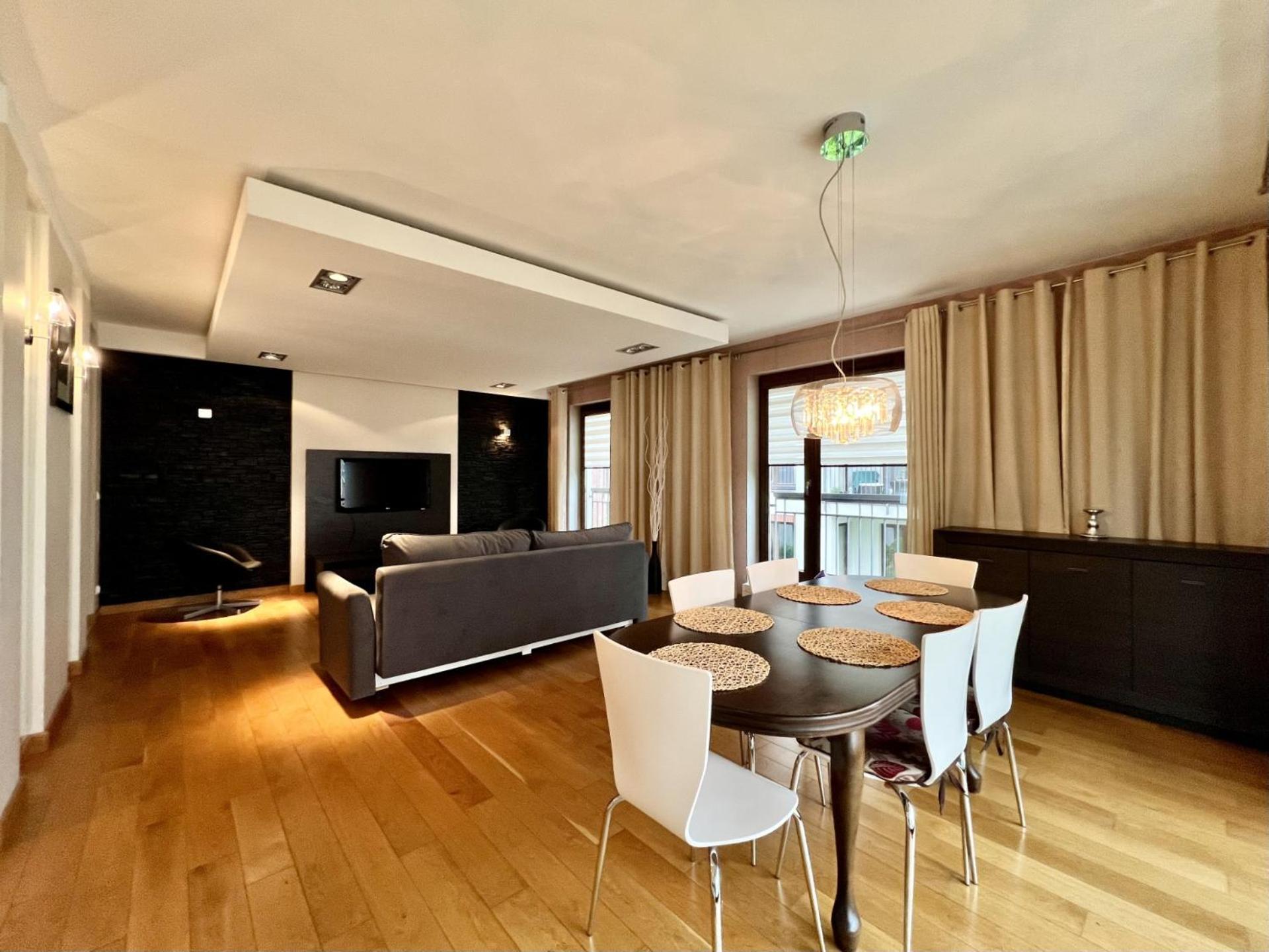 98m2 Oldtown Yacht Marina