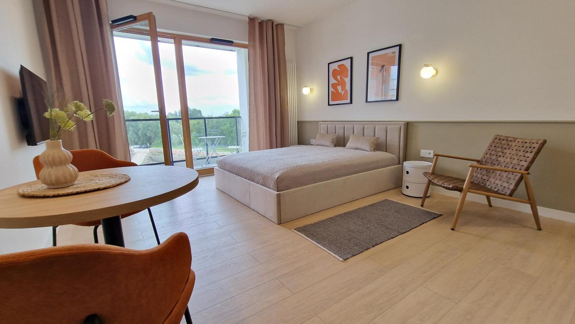 Porto Carlo Apartments, Fitness, Parking & 500m