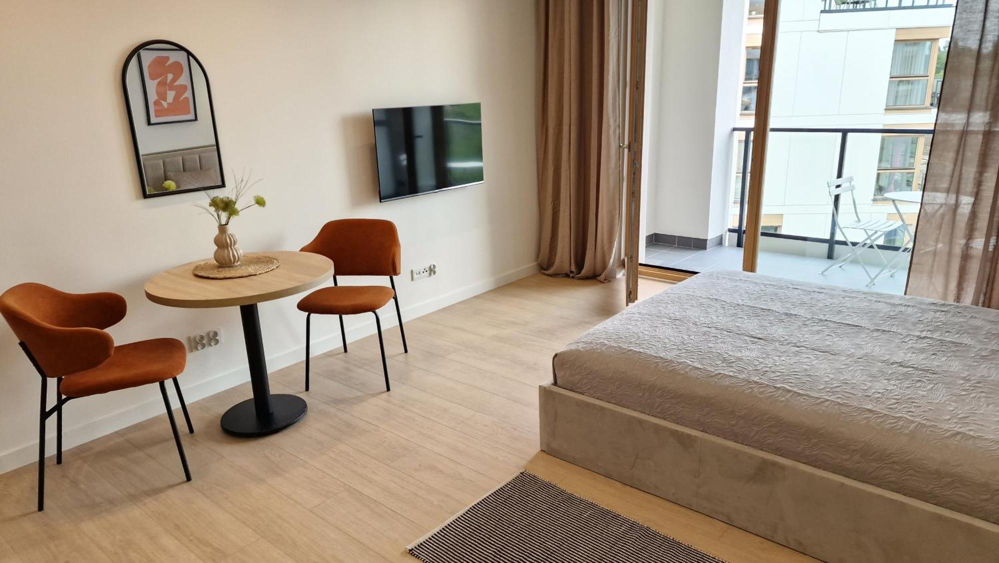 Porto Carlo Apartments, Fitness, Parking & 500m