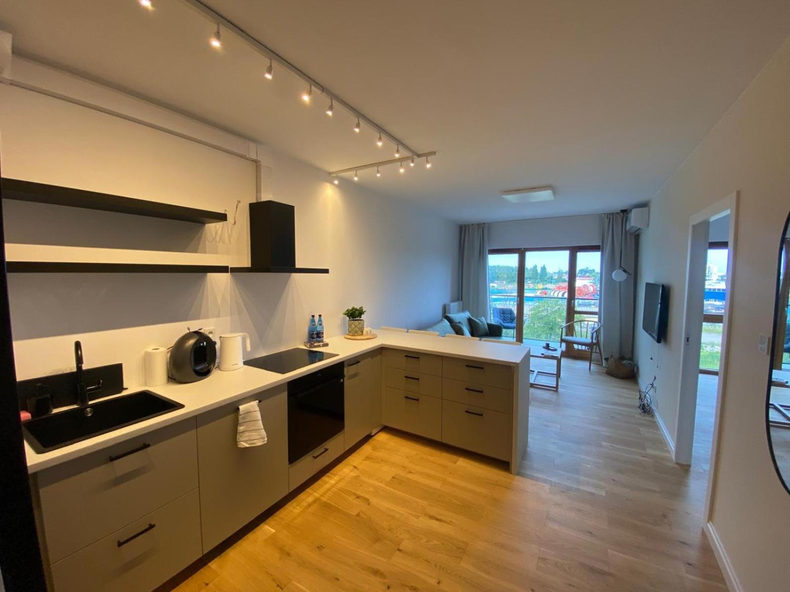 Leo Old Town Apartment- Airconditioning, Sauna, Gym, Kids'play Apartment Gdansk