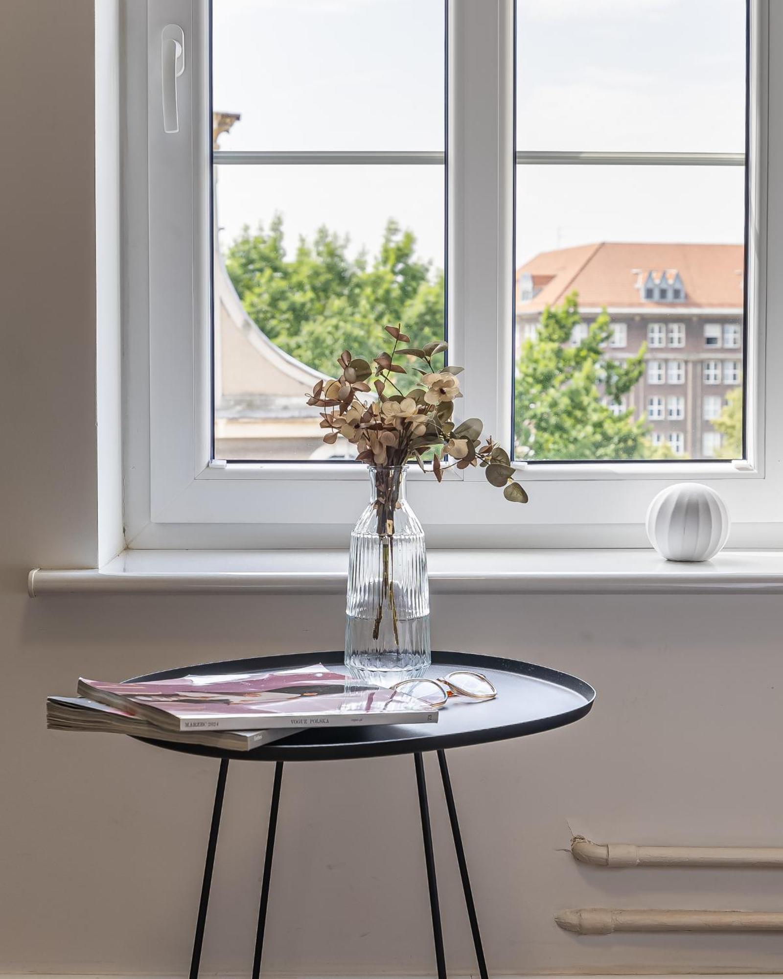 Apartment Glow - The Old Town Nook