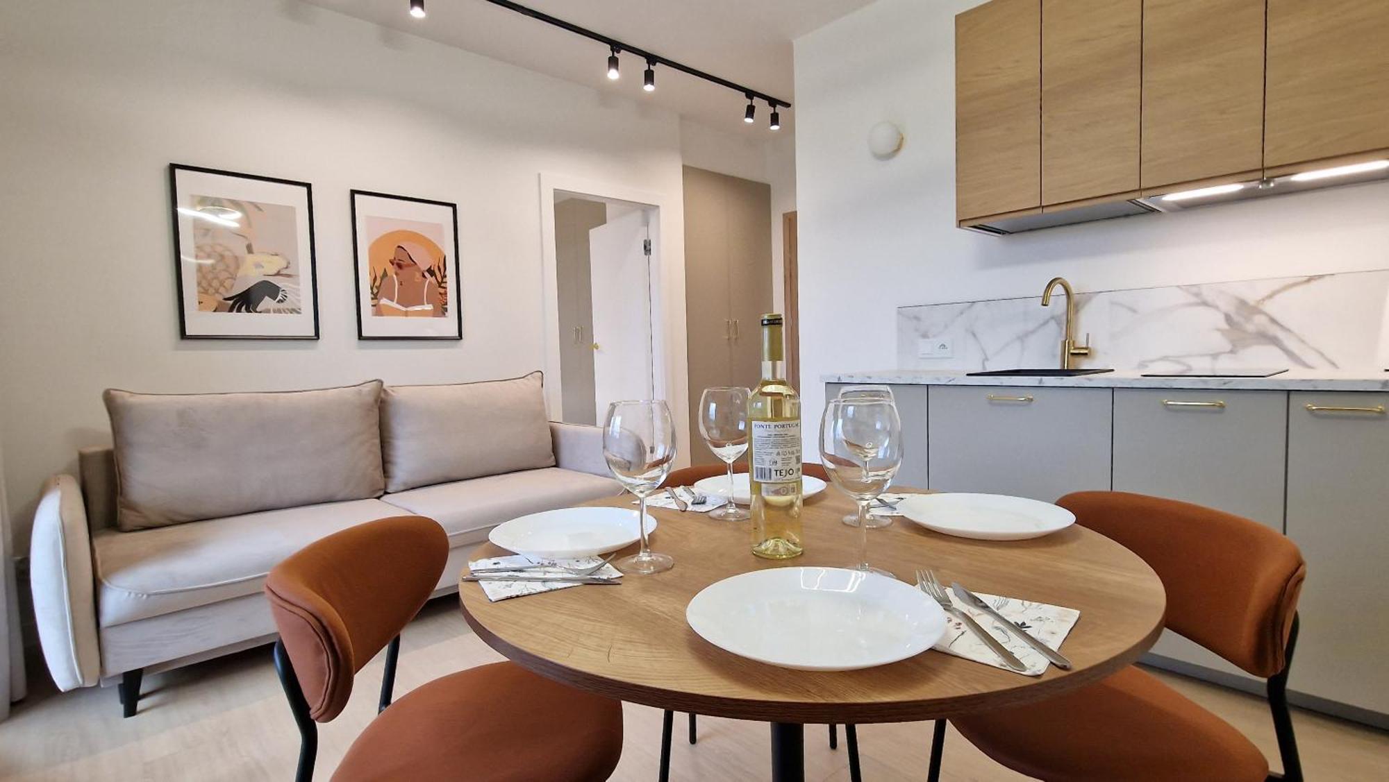 Porto Carlo Apartments, Fitness, Parking & 500m * Gdansk