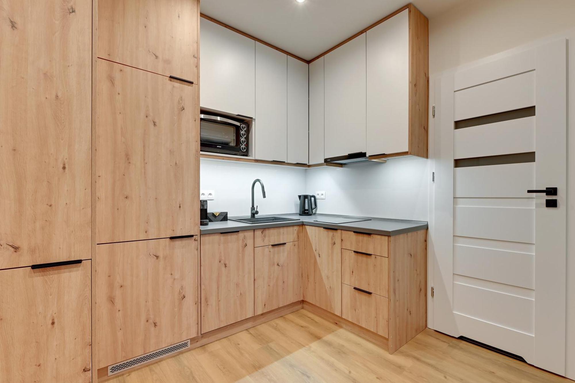 Doki Living By Blue Mandarin Parking & Foodhall Apartment