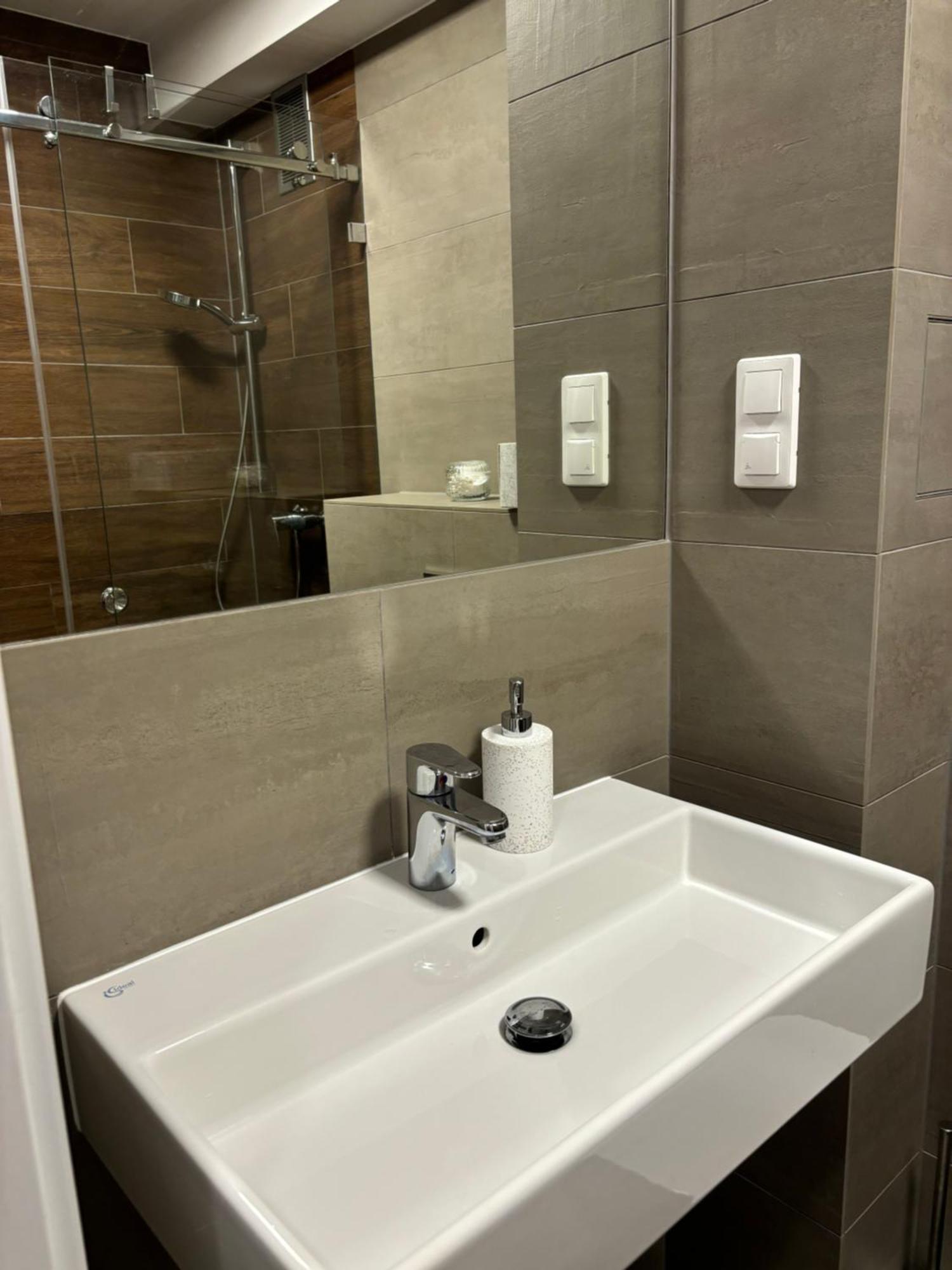 Bart Brzezno - 600 Metrow Do Plazy Apartment Gdansk