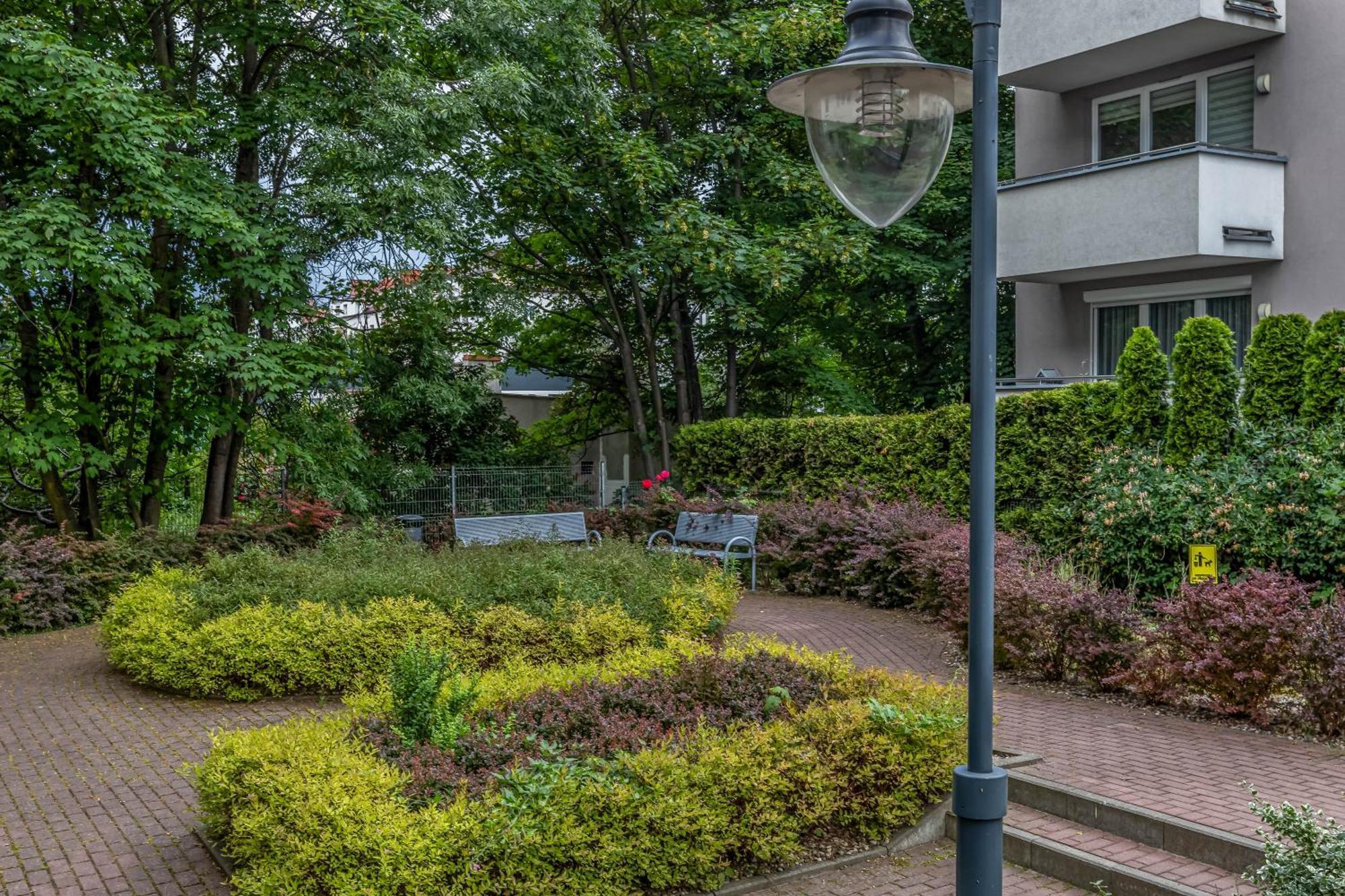 Apartment Center Comfort *