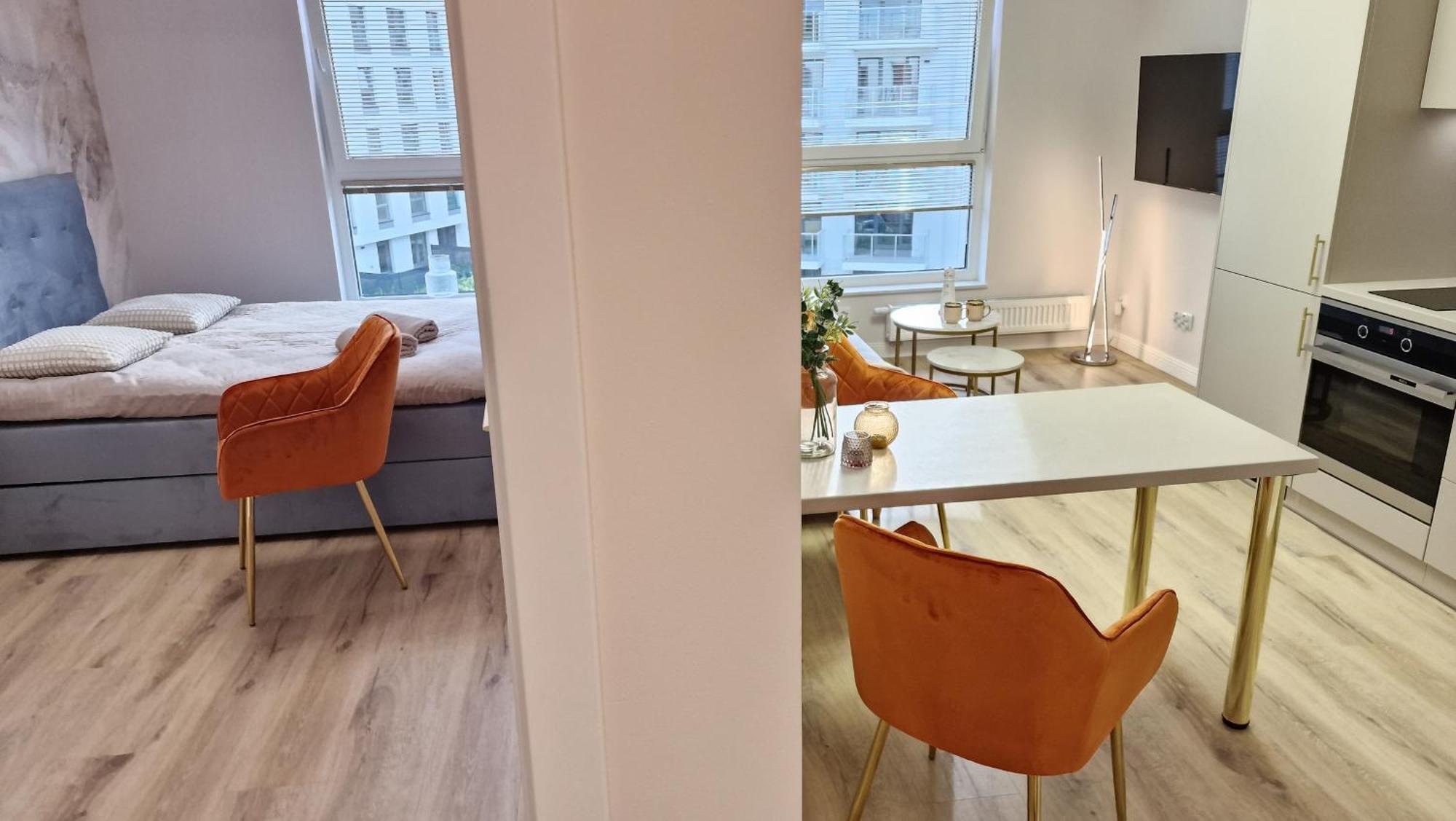 Apartment 77 Flou Przystan Letnica, Parking & 800m Plaza Gdansk