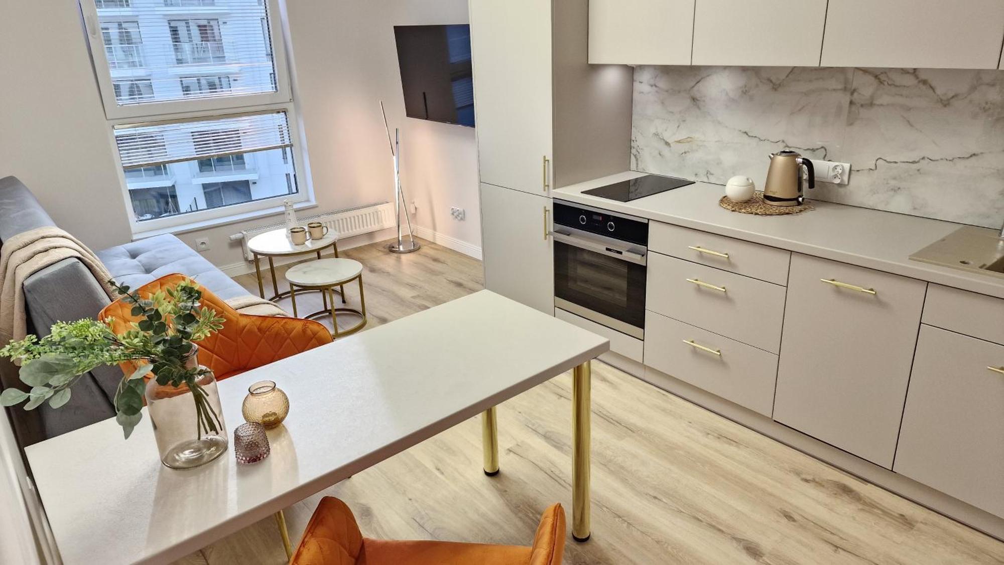 77 Flou Przystan Letnica, Parking & 800m Plaza Apartment