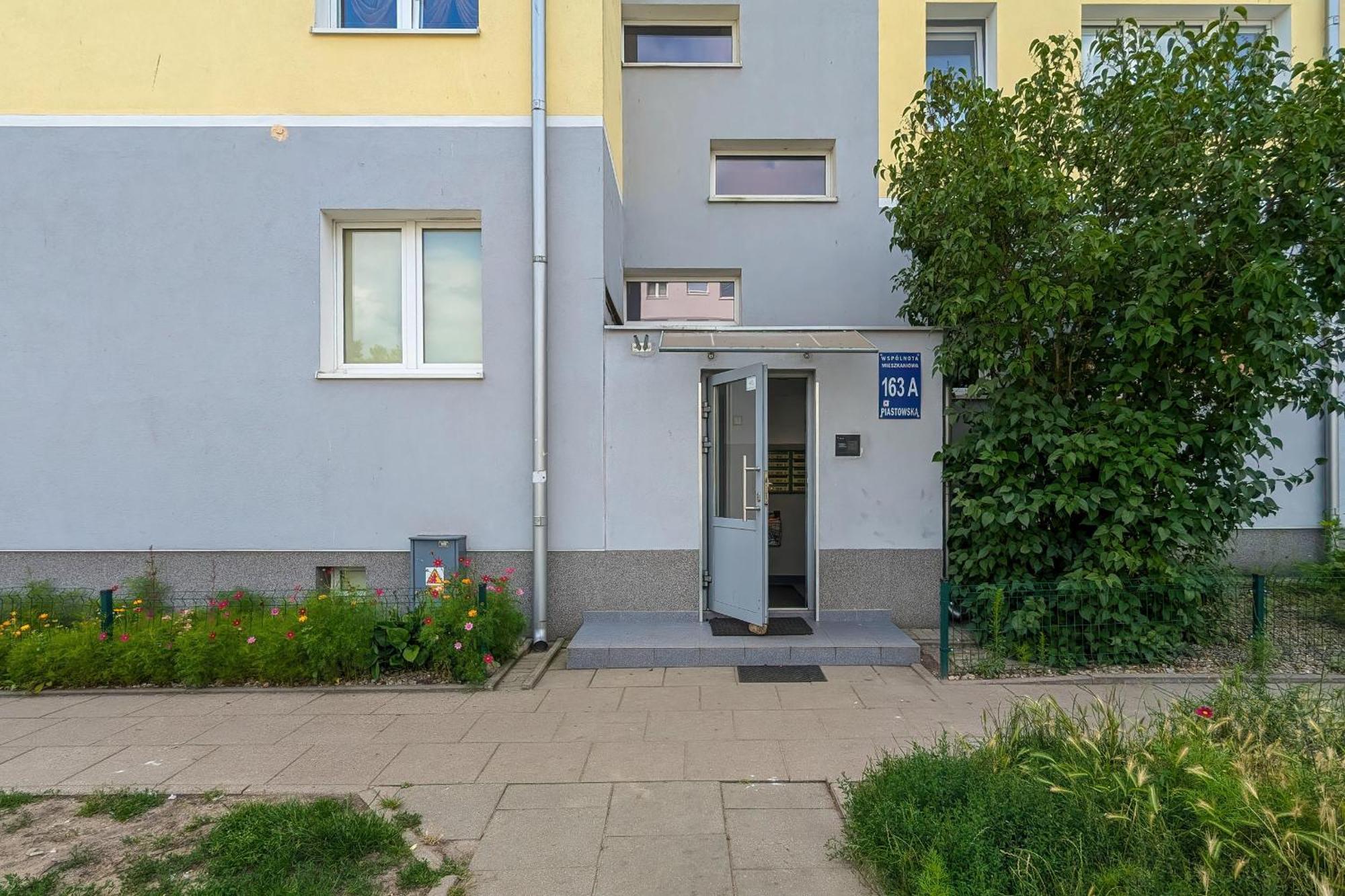 Apartment Piastowska 900 M From The Jelitkowo By Rent Like