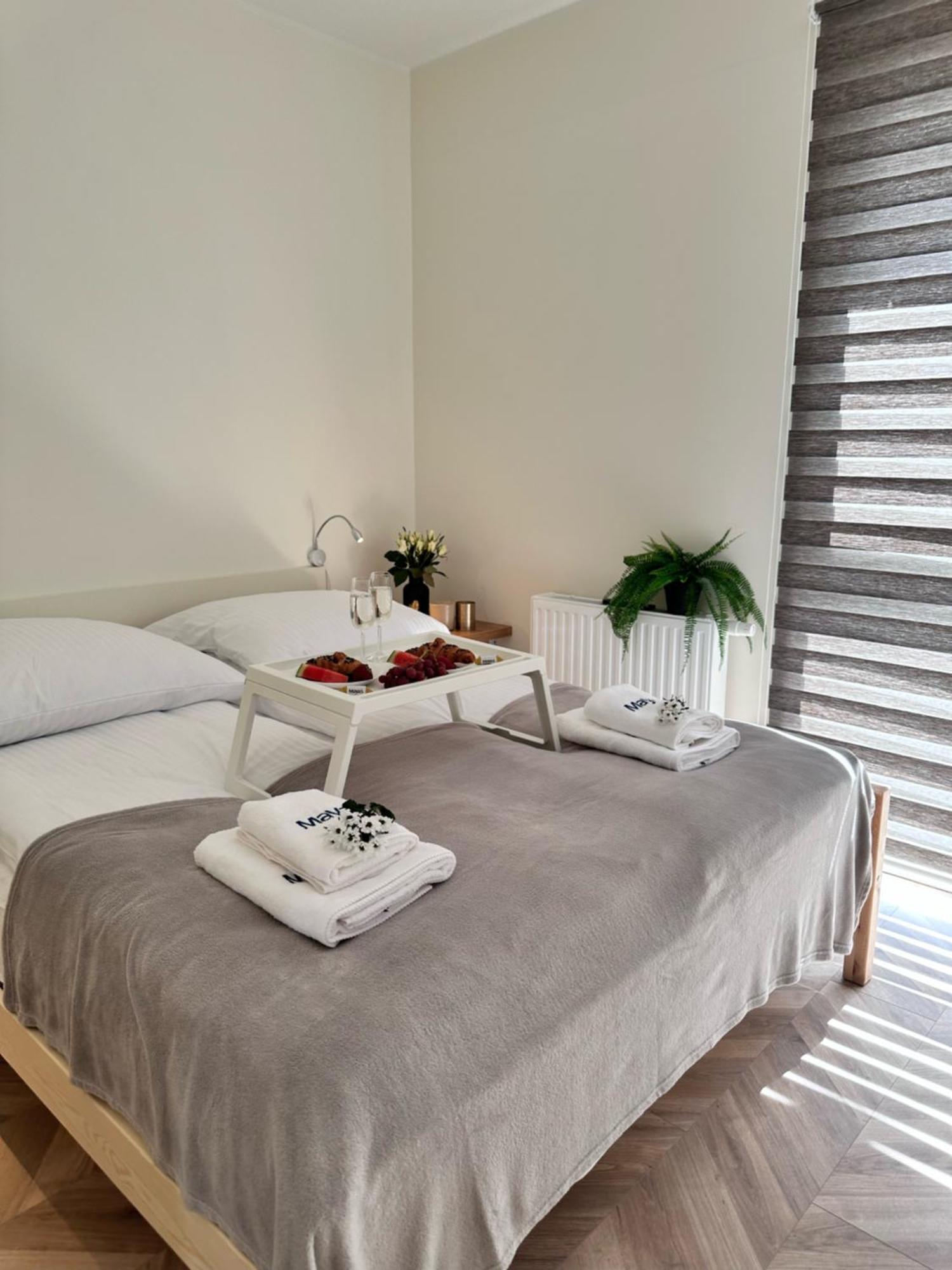 Lägenhet Maya's Flats & 100 Sea View - 3 Pokojowy Na Letnicy Gdańsk