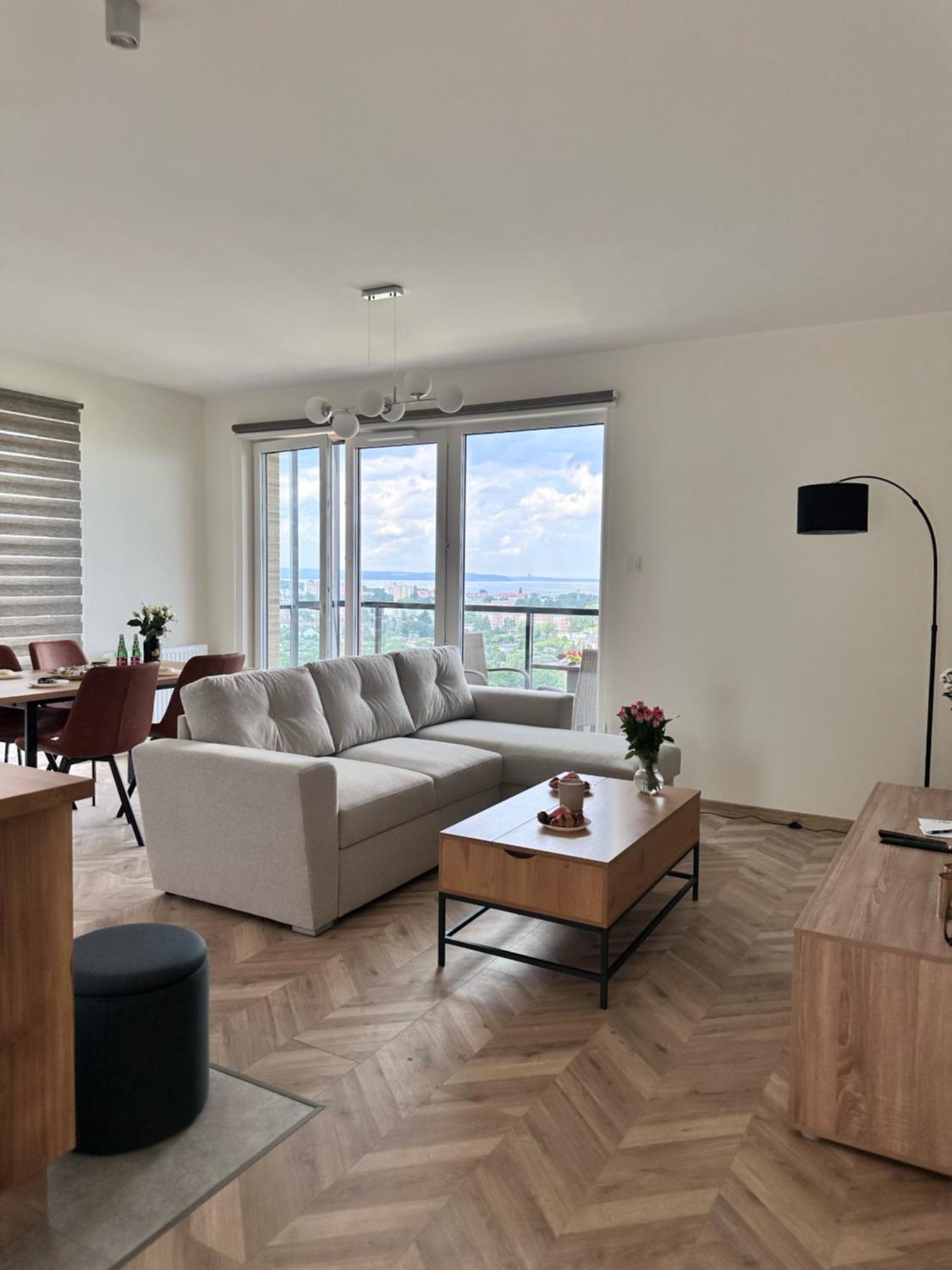 Maya's Flats & 100 Sea View - 3 Pokojowy Na Letnicy Lägenhet Gdańsk