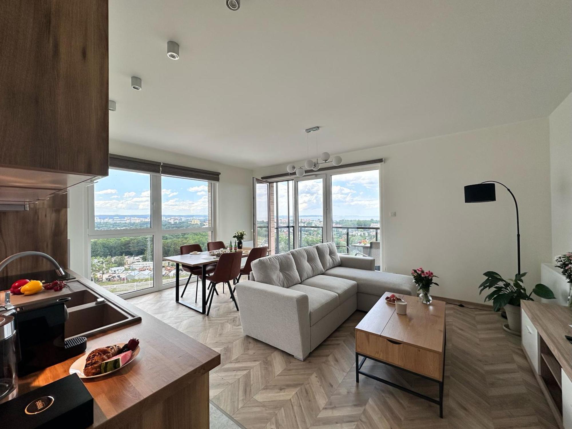 Maya's Flats & 100 Sea View - 3 Pokojowy Na Letnicy Lägenhet Gdańsk