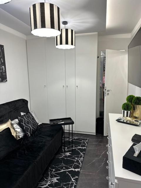 Wave Apartments- Kolobrzeska Apartment Gdansk