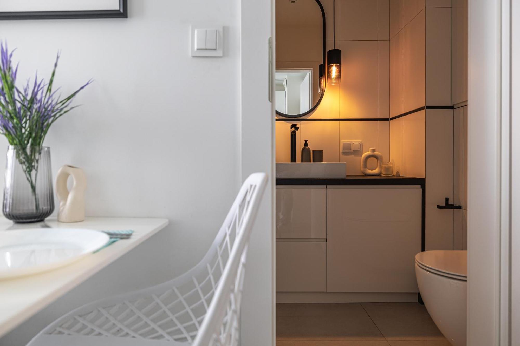 Q4apartments *